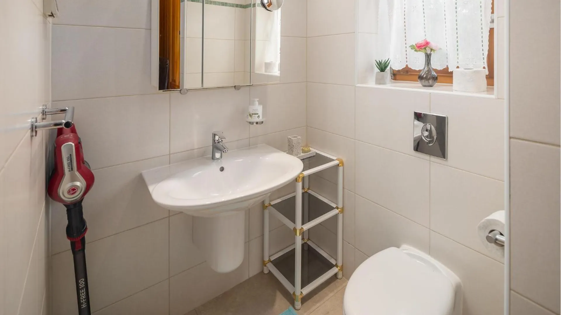 Awesome Apartment In Buje With Wifi 0*,  Croatia