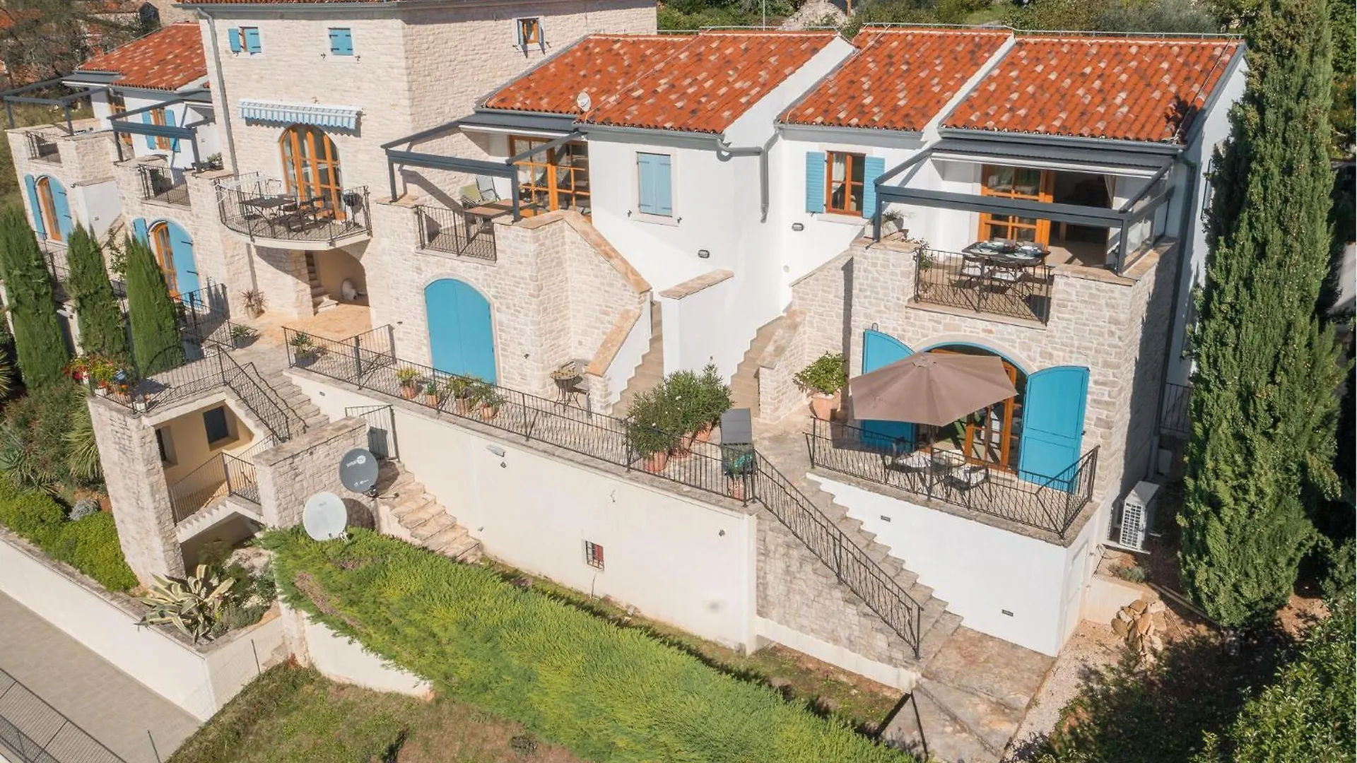Awesome Apartment In Buje With Wifi 0*,